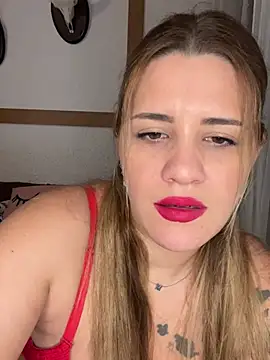 Snapshot of susanahart chatting on 01/19/25, 01:10 susanahart online show from 01/19/25, 01:10