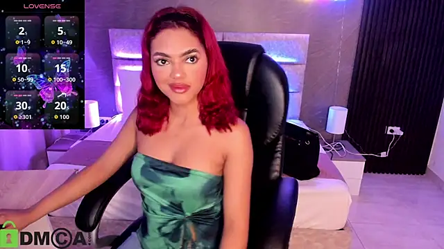 Snapshot of Cristal__adams chatting on 10/13/25, 12:05 Cristal adams online show from 10/13/25, 12:05
