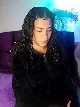 Snapshot of NINA_18_YEARS chatting on 12/03/24, 02:25 NINA 18 YEARS online show from 12/03/24, 02:25