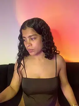 Snapshot of NINA_18_YEARS chatting on 12/14/24, 11:34 NINA 18 YEARS online show from 12/14/24, 11:34