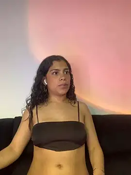 Snapshot of NINA_18_YEARS chatting on 12/15/24, 02:41 NINA 18 YEARS online show from 12/15/24, 02:41