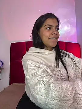 Snapshot of NINA_18_YEARS chatting on 01/30/25, 11:13 NINA 18 YEARS online show from 01/30/25, 11:13