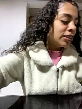 NINA 18 YEARS online show from 10/28/25, 12:36