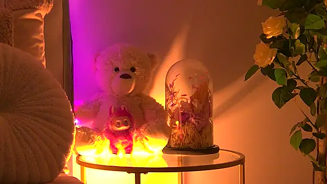 AngeliqueSkye online show from 11/01/25, 03:08