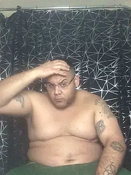 Snapshot of fatboyjayohh126 chatting on 12/26/24, 10:48 fatboyjayohh126 online show from 12/26/24, 10:48