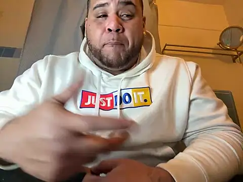 Snapshot of fatboyjayohh126 chatting on 02/12/25, 10:04 fatboyjayohh126 online show from 02/12/25, 10:04