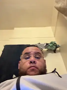 Snapshot of fatboyjayohh126 chatting on 03/15/25, 03:16 fatboyjayohh126 online show from 03/15/25, 03:16