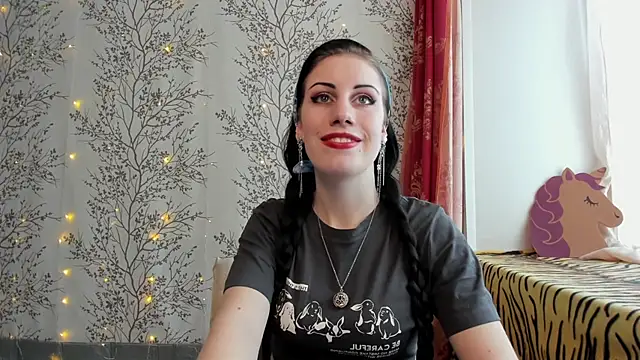 Snapshot of Mary0Lou chatting on 01/30/25, 06:24 Mary0Lou online show from 01/30/25, 06:24