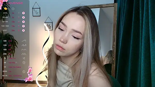 Evia r0se online show from 12/05/24, 05:26