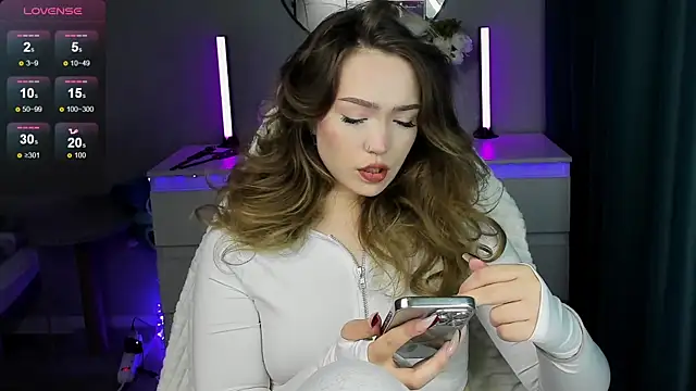 Evia r0se online show from 09/17/25, 03:46