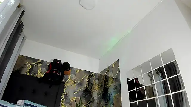 ronnie 7777 online show from 04/23/26, 10:01