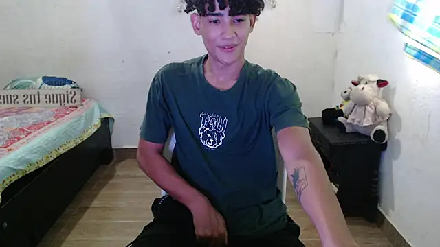 Snapshot of jake_willianss chatting on 12/29/24, 07:53 jake willianss online show from 12/29/24, 07:53