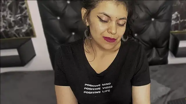 scarlett w0lf online show from 02/21/25, 07:32