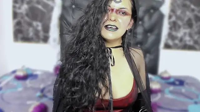 scarlett w0lf online show from 10/31/25, 05:14