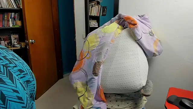 peanut tangerine online show from 11/26/25, 11:06