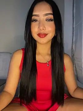 Snapshot of SOPHIACANDY19_ chatting on 02/15/25, 01:42 SOPHIACANDY19 online show from 02/15/25, 01:42