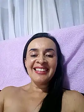 Snapshot of Samantha_Sullivan_ chatting on 01/10/26, 04:03 Samantha Sullivan online show from 01/10/26, 04:03