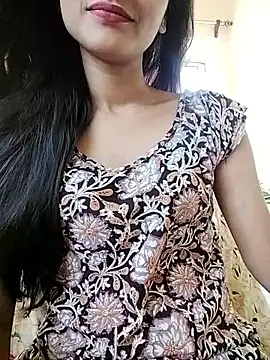 MISSQUEEN48 online show from 04/14/26, 07:36