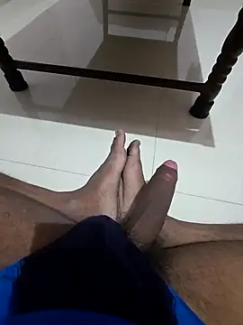 Snapshot of SageElement2 chatting on 10/26/25, 07:42 SageElement2 online show from 10/26/25, 07:42