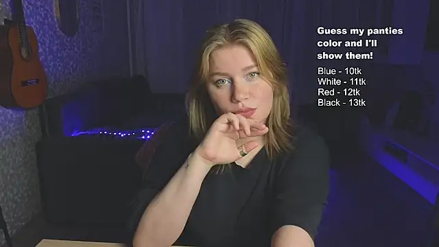 Snapshot of Kira_Citro chatting on 09/13/25, 09:58 Kira Citro online show from 09/13/25, 09:58