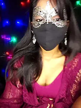 Snapshot of Sexy_eye-19 chatting on 02/07/25, 06:35 Sexy eye-19 online show from 02/07/25, 06:35