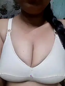 Snapshot of sajida34 chatting on 03/13/25, 05:50 sajida34 online show from 03/13/25, 05:50