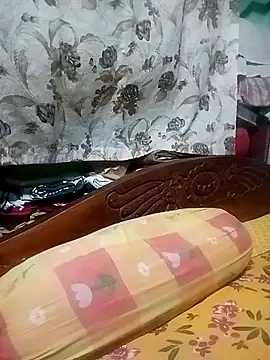 Snapshot of sajida34 chatting on 10/03/25, 11:02 sajida34 online show from 10/03/25, 11:02