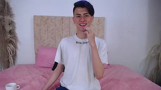 Snapshot of Alann_sr chatting on 02/02/25, 05:21 Alann sr online show from 02/02/25, 05:21