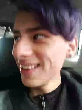 Snapshot of Alann_sr chatting on 03/11/25, 05:46 Alann sr online show from 03/11/25, 05:46