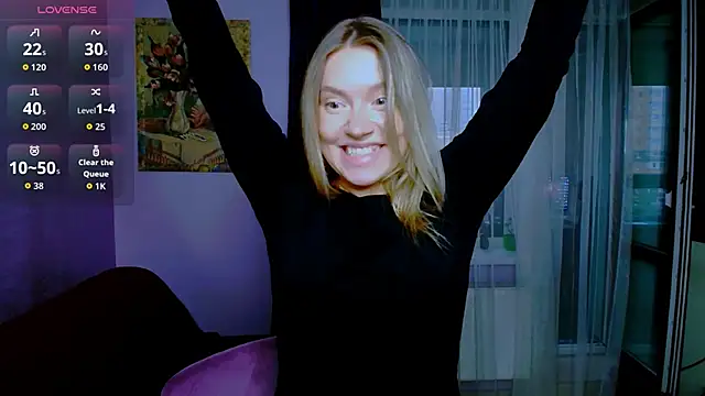 Snapshot of TaylorBre chatting on 10/04/25, 06:11 TaylorBre online show from 10/04/25, 06:11