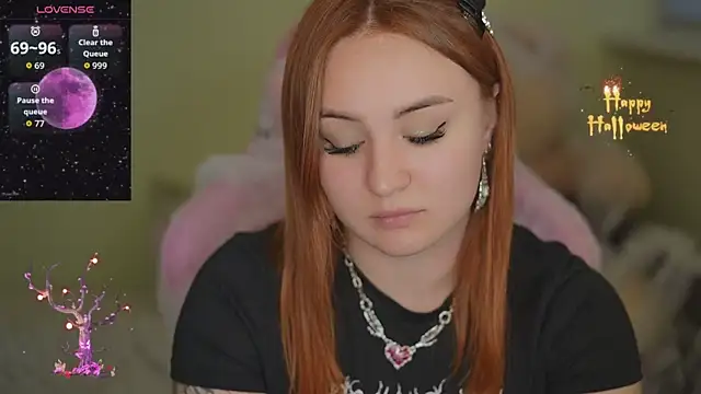 LovelyBell online show from 10/28/25, 02:31