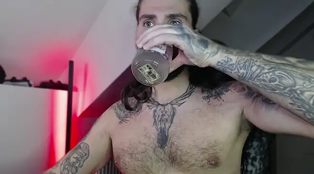 MateoHunk online show from 12/18/24, 06:57