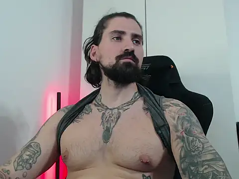 MateoHunk online show from 10/12/25, 04:28