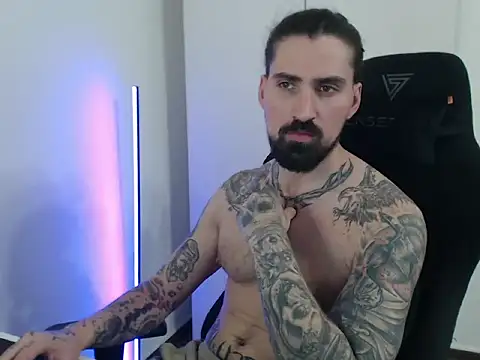 Snapshot of MateoHunk chatting on 05/11/26, 12:22 MateoHunk online show from 05/11/26, 12:22