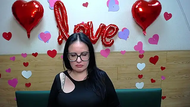 TayaBoret online show from 01/30/25, 01:00