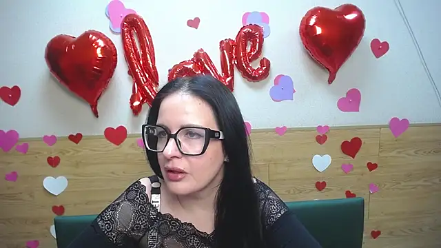 TayaBoret online show from 02/04/25, 06:27