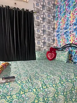 Hot royalbhabhi online show from 02/12/25, 04:44