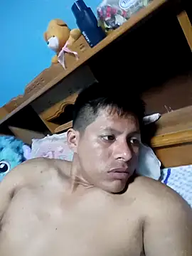 Snapshot of alexchir4 chatting on 12/19/25, 11:12 alexchir4 online show from 12/19/25, 11:12