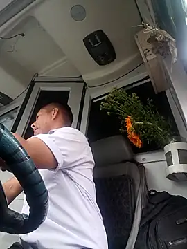 alexchir4 online show from 04/30/26, 12:33