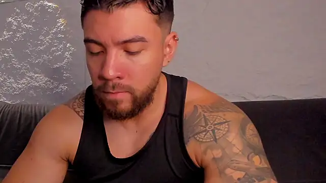  dreammr1  online show from 10/10/25, 03:44