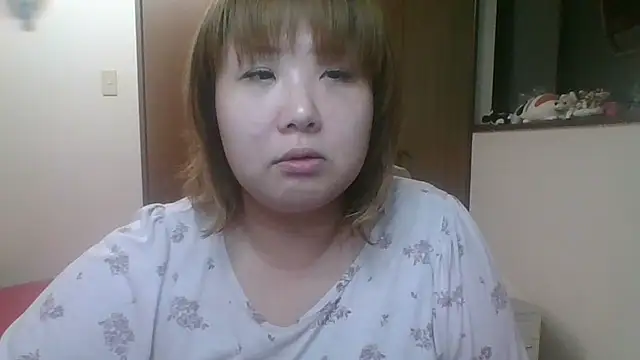 Snapshot of SAKU-RA-chan chatting on 10/01/25, 02:34 SAKU-RA-chan online show from 10/01/25, 02:34