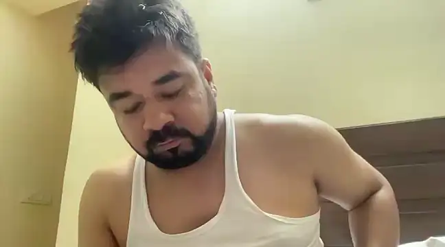 Snapshot of coolboy6566 chatting on 03/21/25, 01:02 coolboy6566 online show from 03/21/25, 01:02