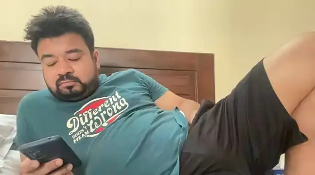 Snapshot of coolboy6566 chatting on 03/21/25, 07:11 coolboy6566 online show from 03/21/25, 07:11