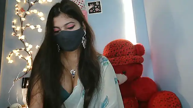 Snapshot of Reena_Singh53 chatting on 10/05/25, 11:41 Reena Singh53 online show from 10/05/25, 11:41