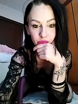 dahlia 82 online show from 03/19/26, 09:13