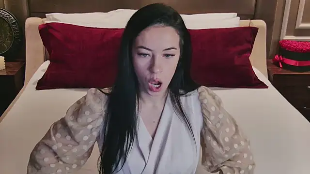 MadilynFox online show from 01/28/25, 07:21