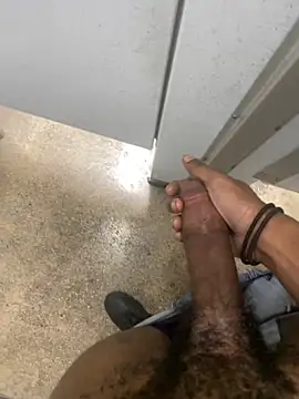 Snapshot of zeekBbc chatting on 12/11/24, 08:07 zeekBbc online show from 12/11/24, 08:07