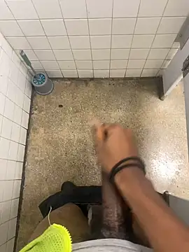 Snapshot of zeekBbc chatting on 01/21/25, 08:00 zeekBbc online show from 01/21/25, 08:00