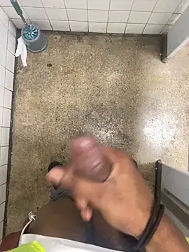 Snapshot of zeekBbc chatting on 01/29/25, 11:46 zeekBbc online show from 01/29/25, 11:46