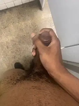 Snapshot of zeekBbc chatting on 03/17/25, 01:14 zeekBbc online show from 03/17/25, 01:14